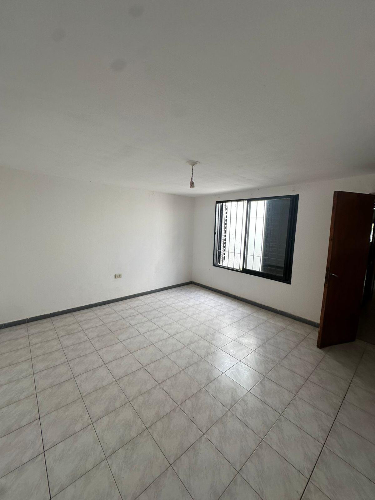 VENDO OPORTUNIDAD EN BARRIO JOSE HERNÁNDEZ