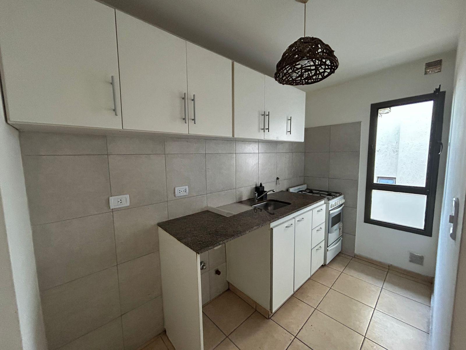 SALVATIERRA ALQUILA-1 DORM-BALCÓN-BARRIO PUEYRREDON