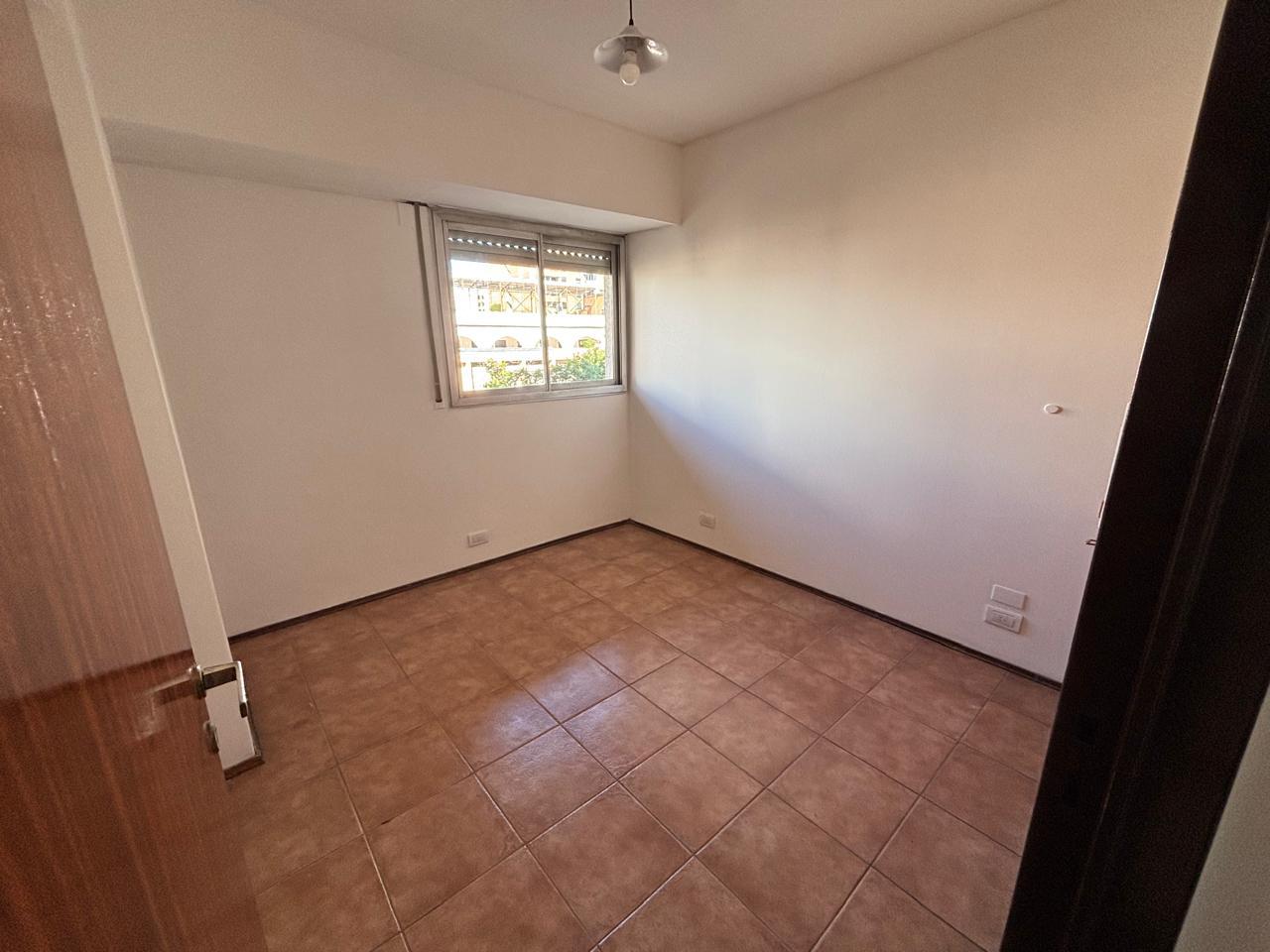 ALQUILO DEPARTAMENTO 3 DORMITORIOS NUEVA CORDOBA CON COCHERA