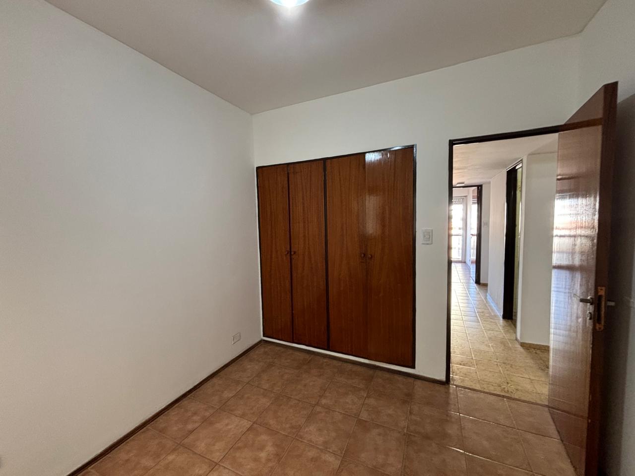 ALQUILO DEPARTAMENTO 3 DORMITORIOS NUEVA CORDOBA CON COCHERA