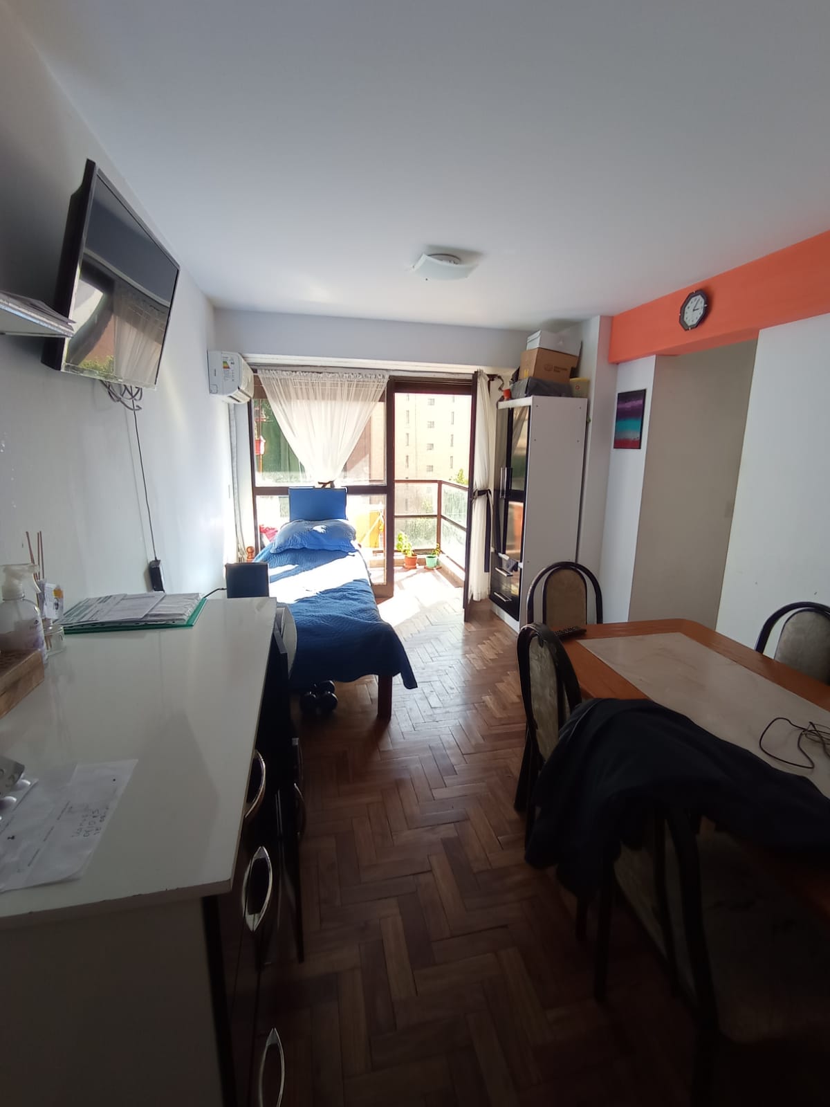 EXCELENTE UBICACION, PARANA ESQ BV ILLIA, UN DORMITORIO, AMPLIO