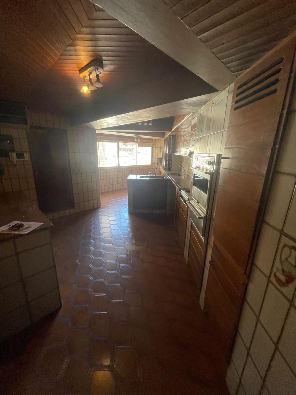 DEPARTAMENTO EN VENTA - NUEVA CORDOBA - AVENIDA HIPOLITO YRIGOYEN