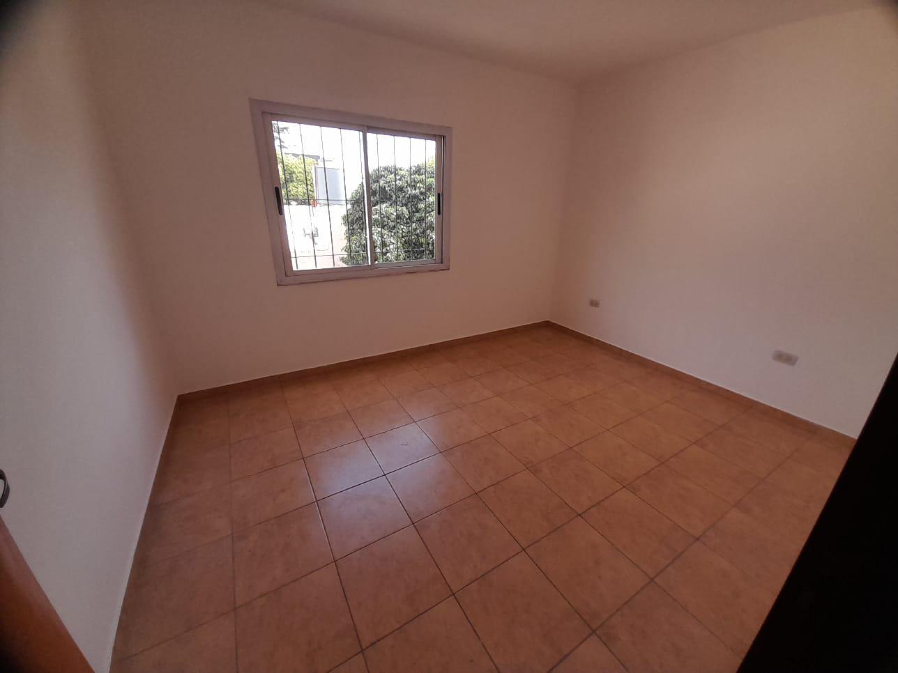 SAN NICOLAS - AV ALEM 2020 - DEPTO EN PA 2 DORMITORIOS EN ALQUILER