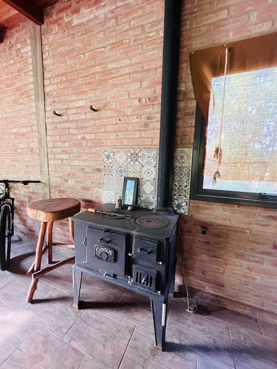 ALQUILER CASA EN COUNTRY CAUSANA - ESPACIOS AMPLIOS, PILETA Y QUINCHO