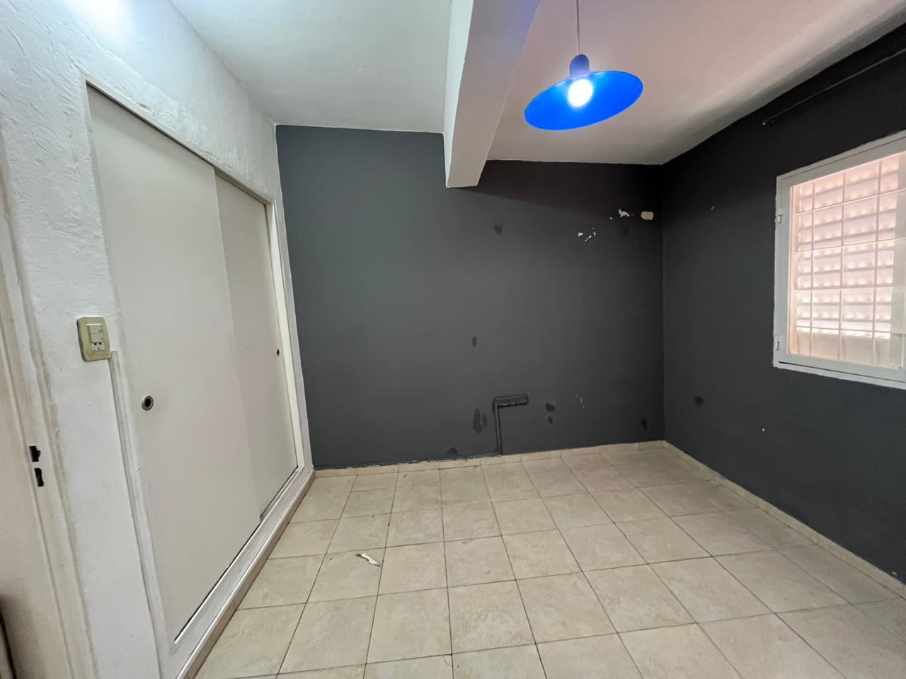 CASA EN ALQUILER EN PLANTA ALTA BARRIO VILLA CABRERA