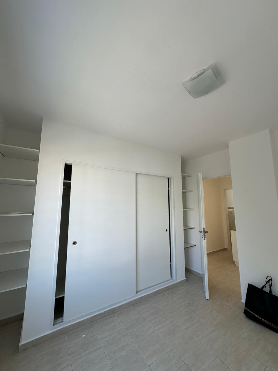 ALQUILER DUPLEX tres dormitorios Arguello Housing