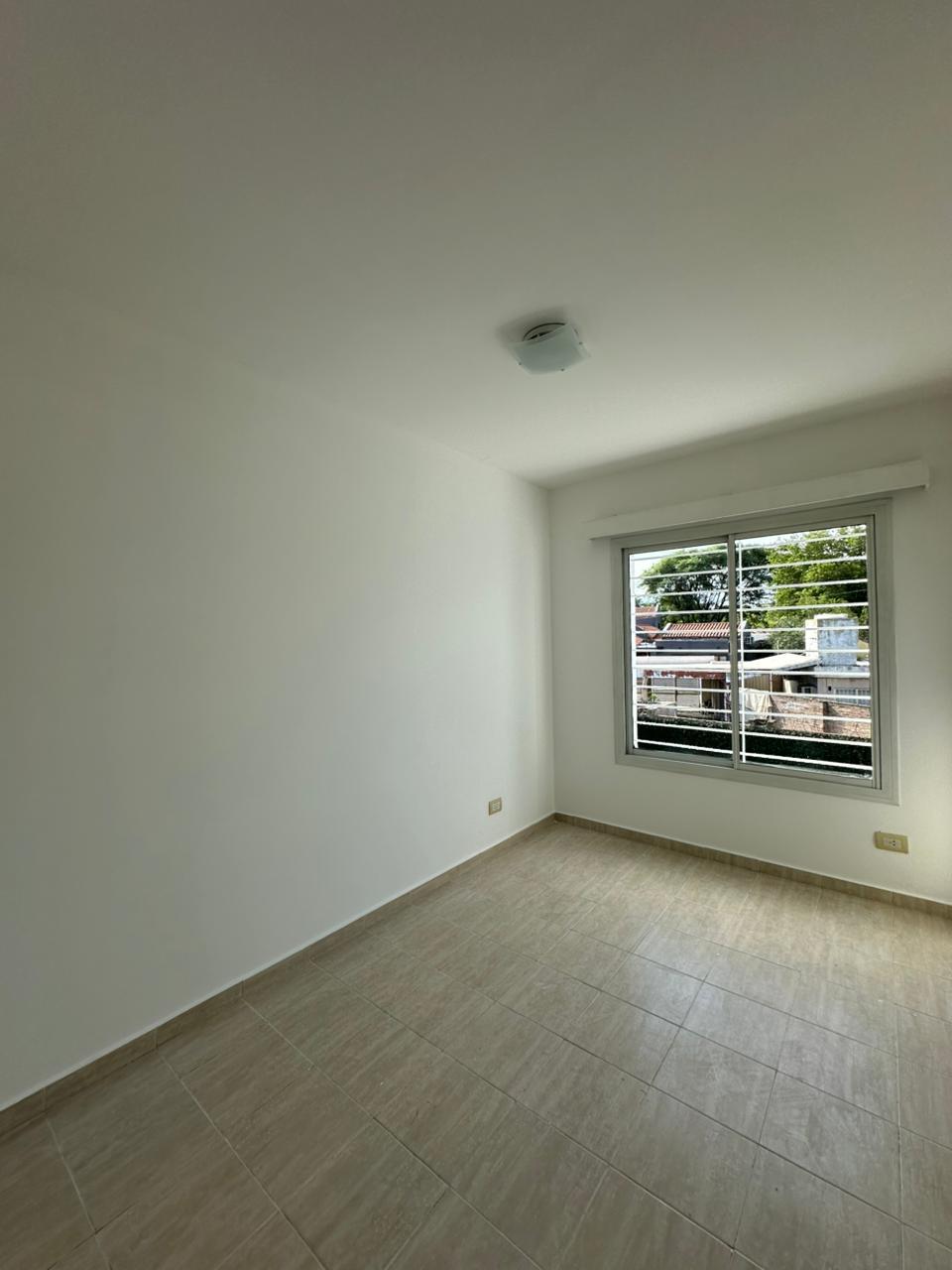 ALQUILER DUPLEX tres dormitorios Arguello Housing