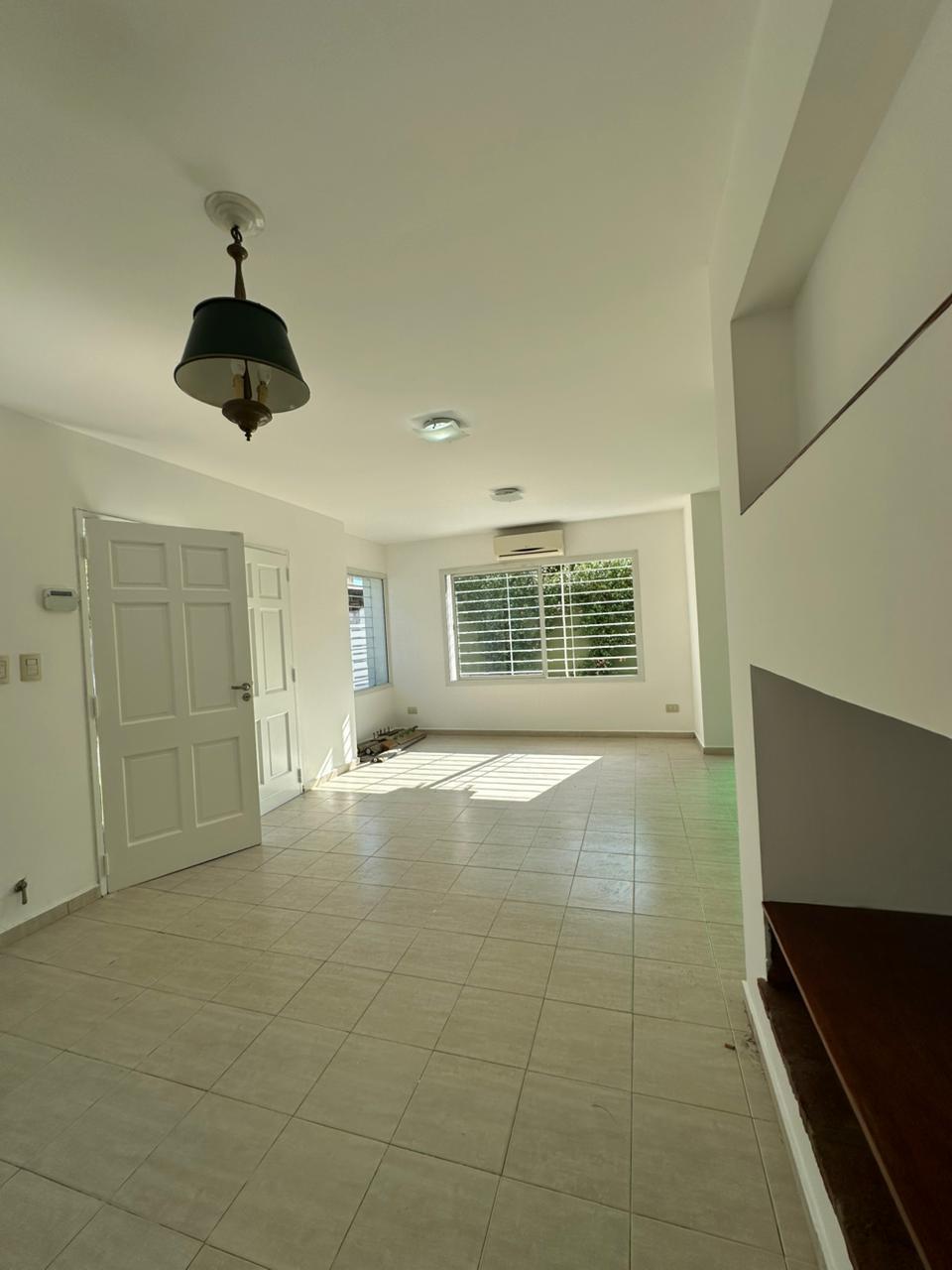 ALQUILER DUPLEX tres dormitorios Arguello Housing