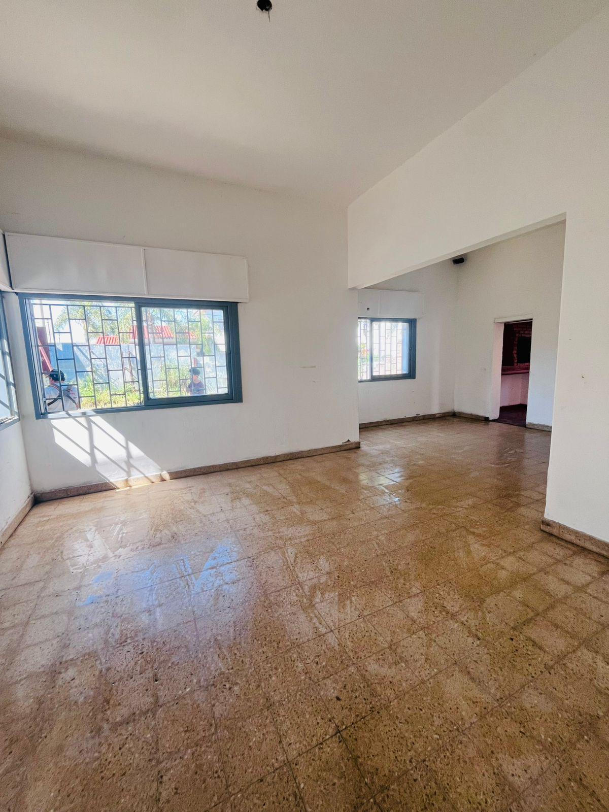 CASONA EN ALQUILER  UBICACIÓN ESTRATÉGICA SOBRE AV. RAFAEL NUÑEZ