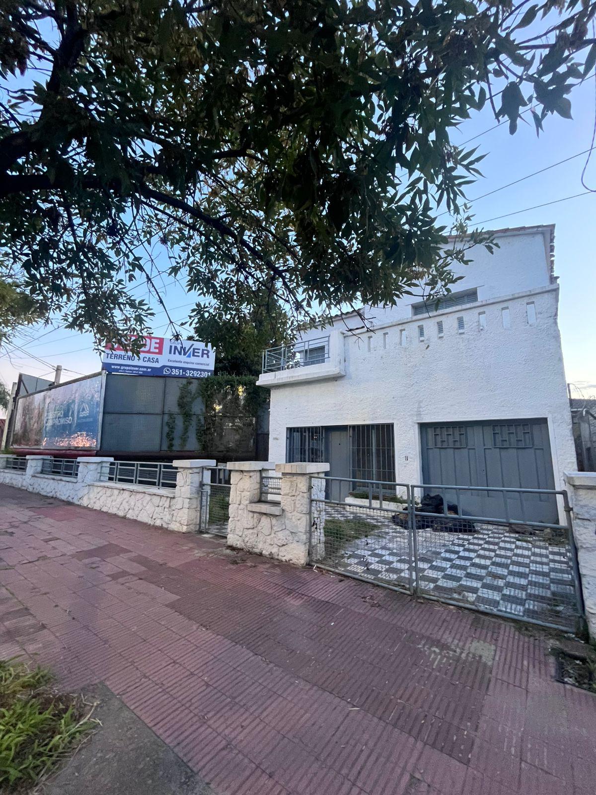 CASONA EN ALQUILER  UBICACIÓN ESTRATÉGICA SOBRE AV. RAFAEL NUÑEZ