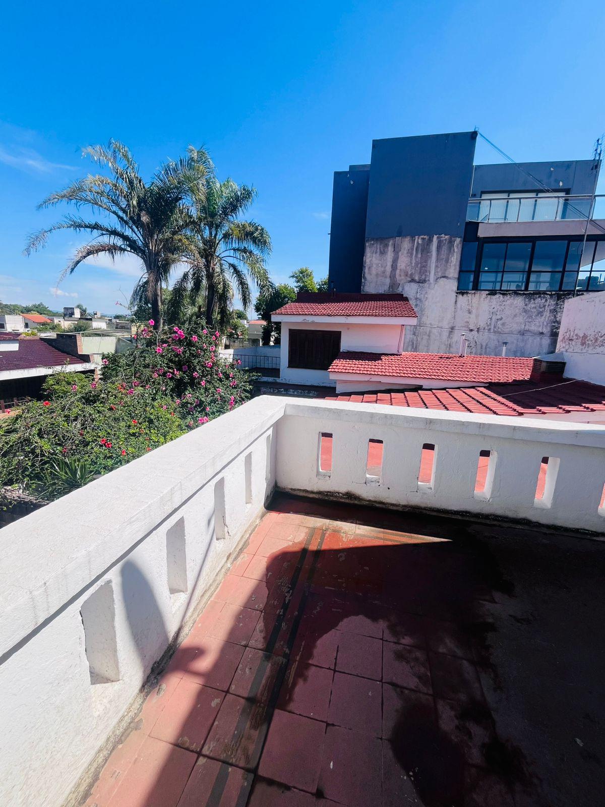 CASONA EN ALQUILER  UBICACIÓN ESTRATÉGICA SOBRE AV. RAFAEL NUÑEZ