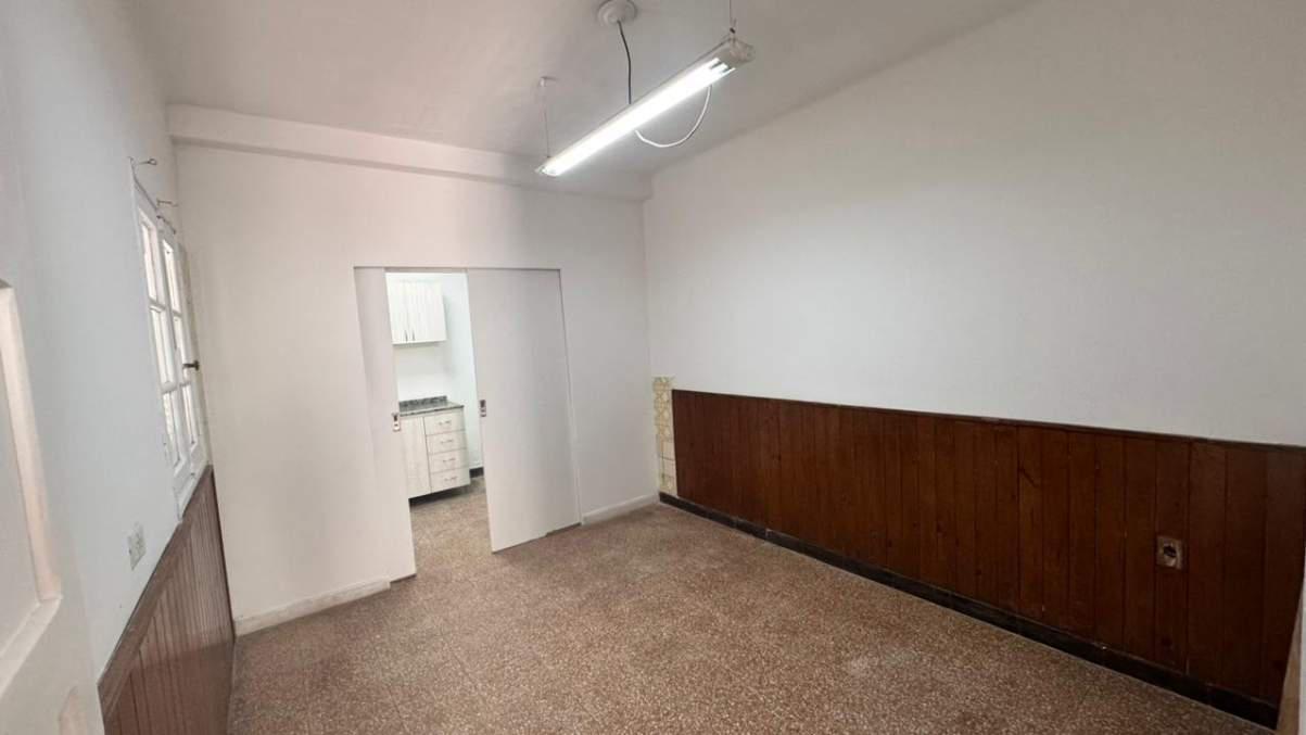 ALQUILER CASA COMERCIAL EN BARRIO GENERAL PAZ IMPERDIBLE