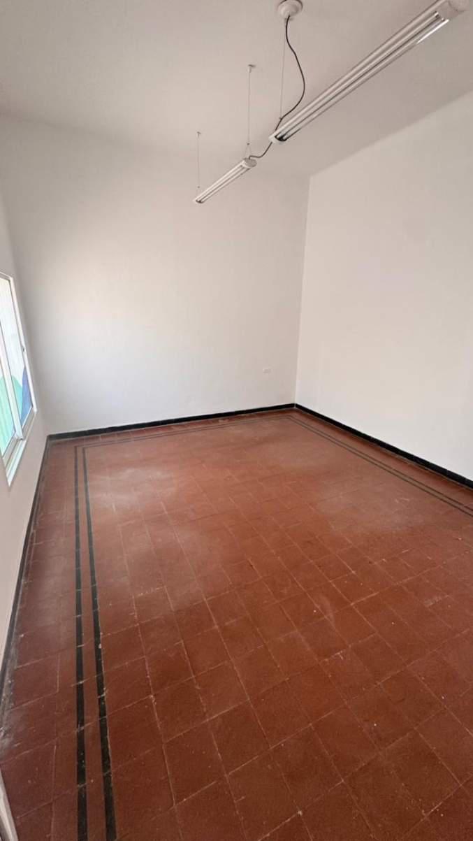ALQUILER CASA COMERCIAL EN BARRIO GENERAL PAZ IMPERDIBLE