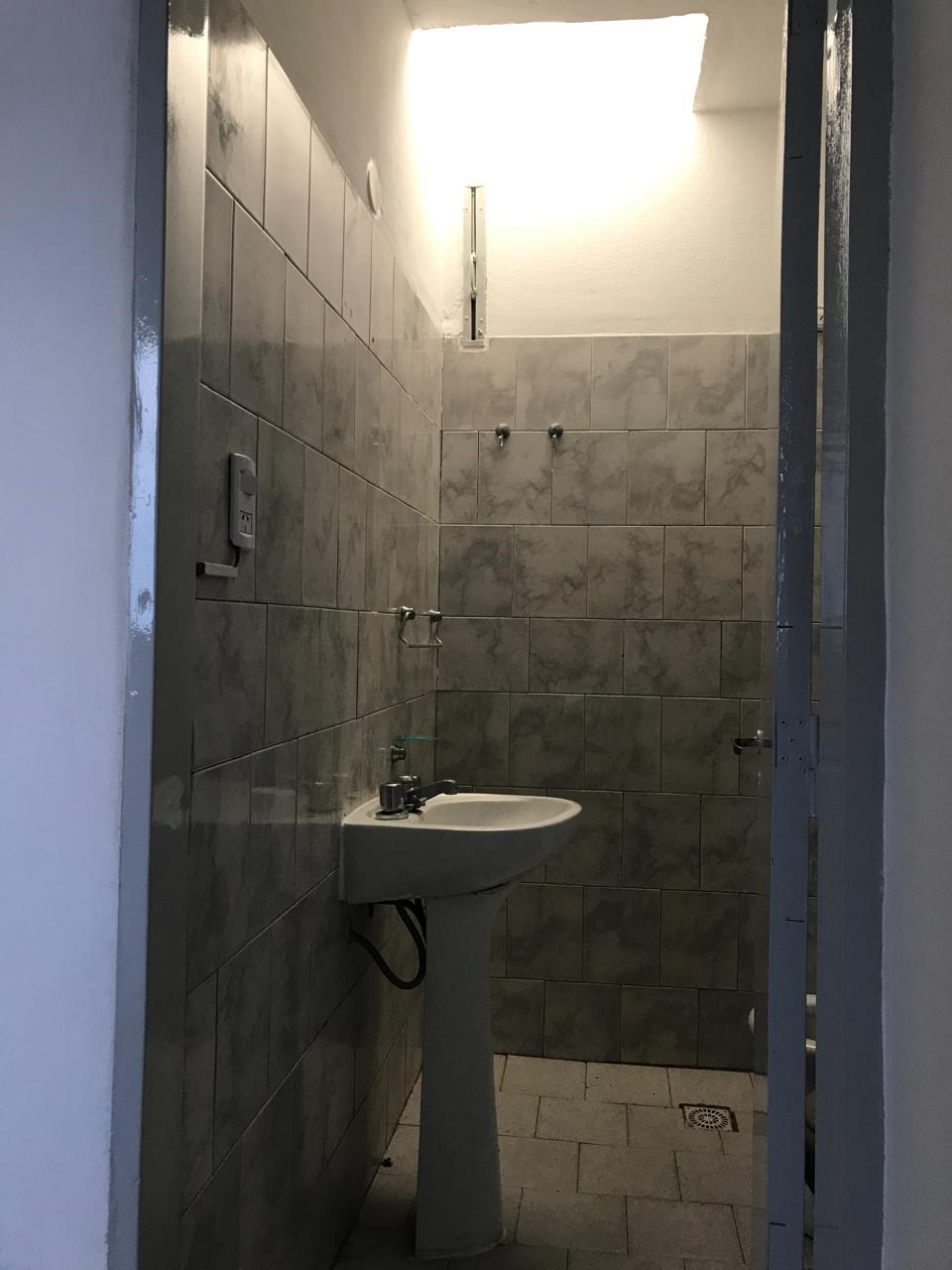 Alq. Dpto.c1 dorm.,patio y cochera. B Cabildo.