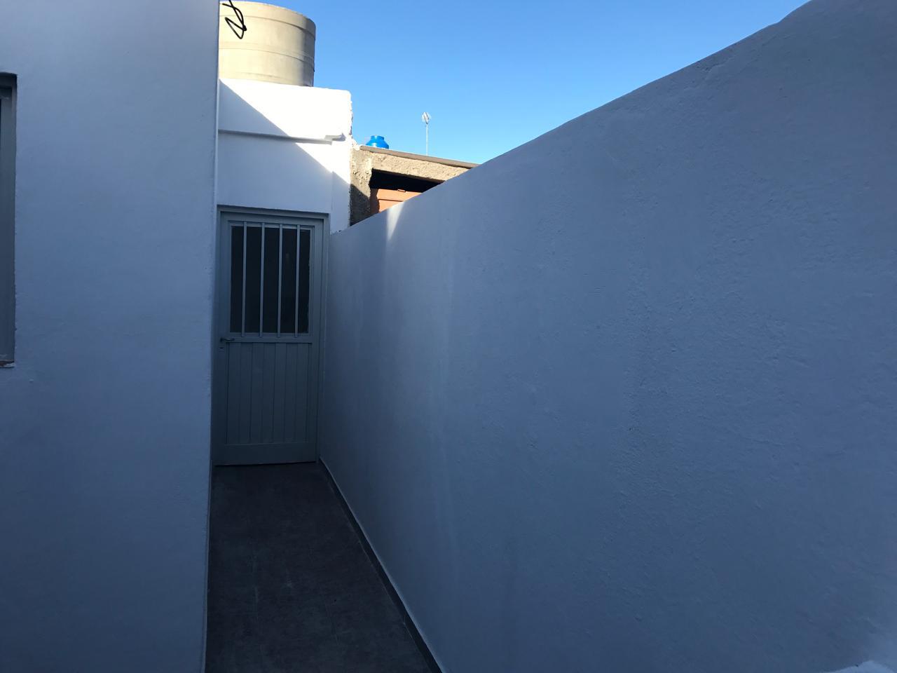 Alq. Dpto.c1 dorm.,patio y cochera. B Cabildo.