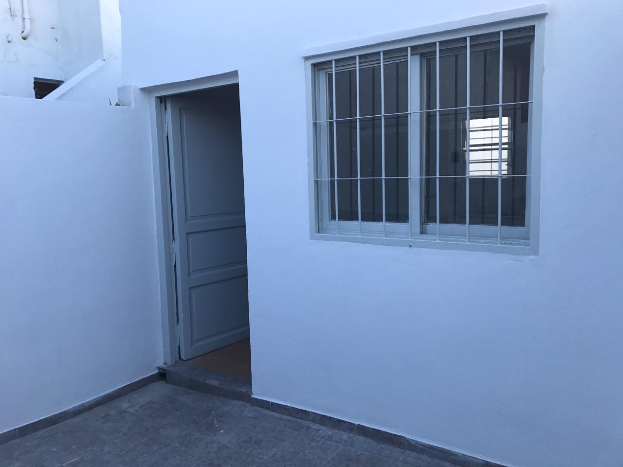 Alq. Dpto.c1 dorm.,patio y cochera. B Cabildo.