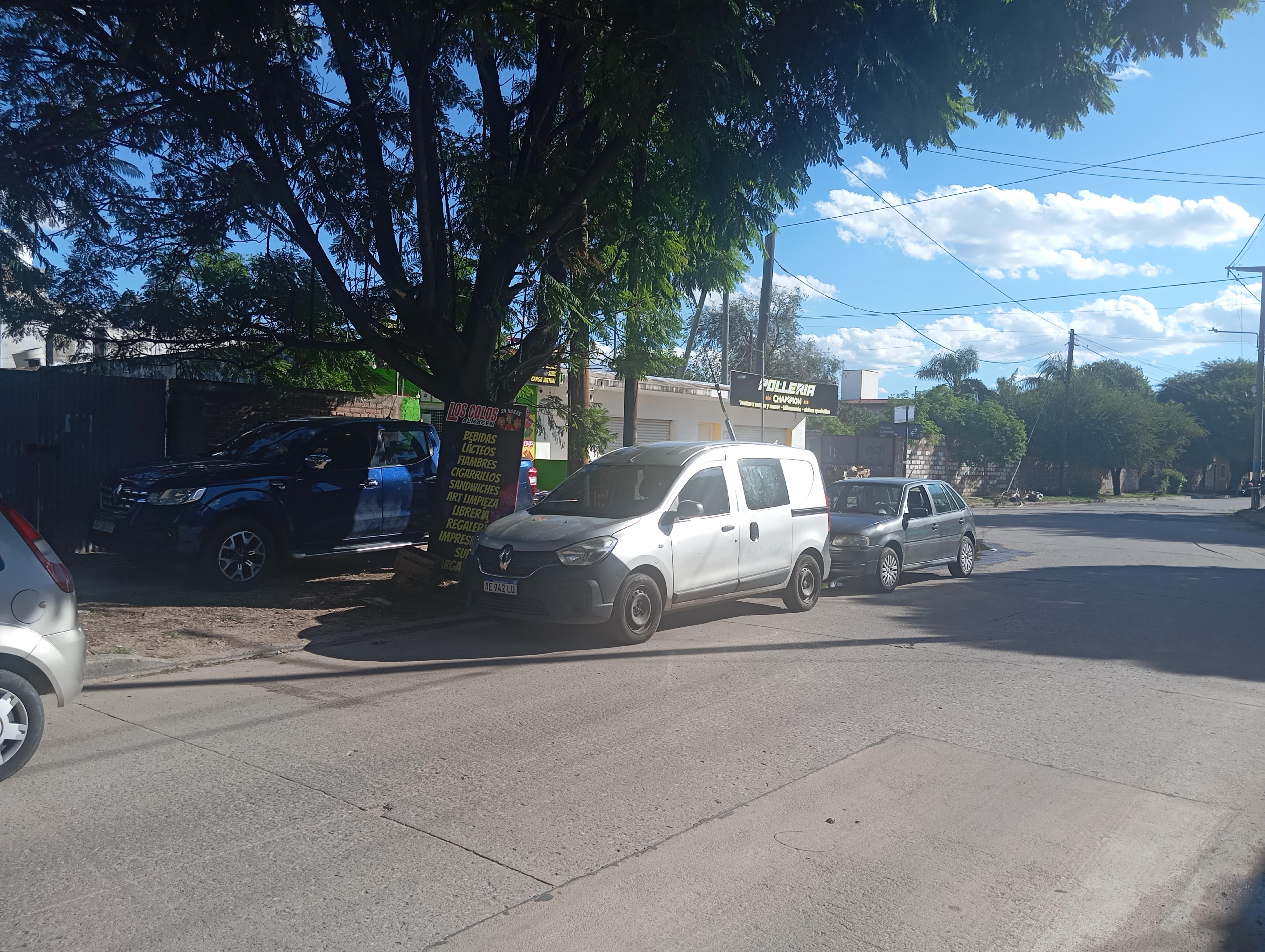 Alq. Terreno  Rosedal.