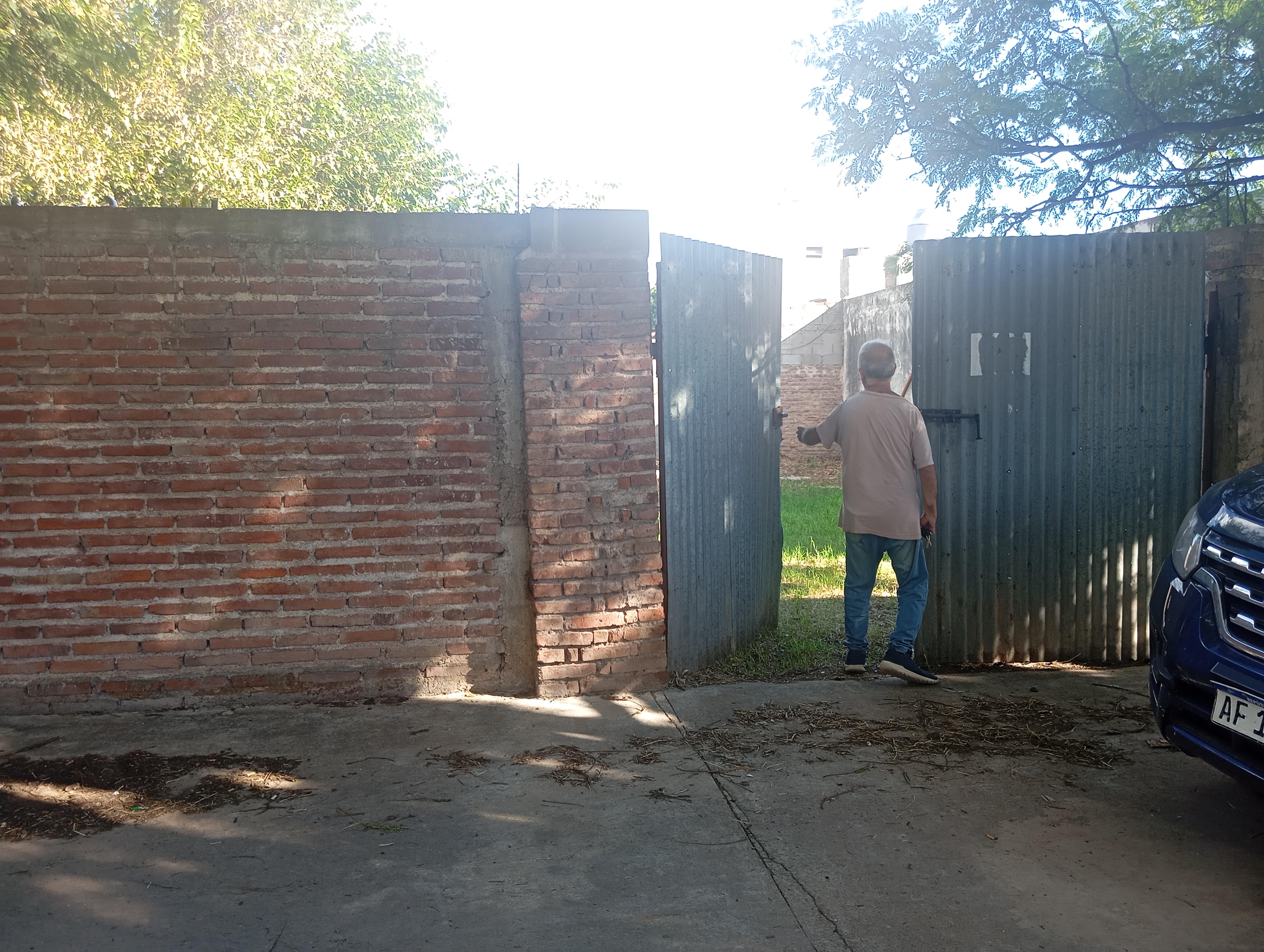 Alq. Terreno  Rosedal.