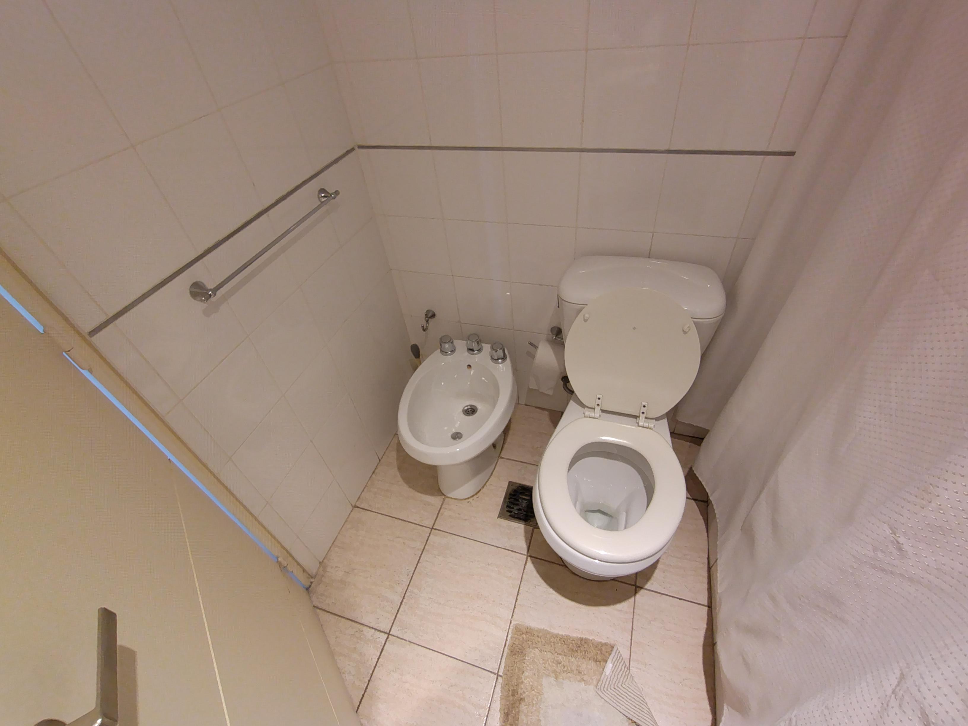 EXCELENTE DEPARTAMENTO AMOBLADO ZONA PATIO OLMOS LISTO PARA HABITAR