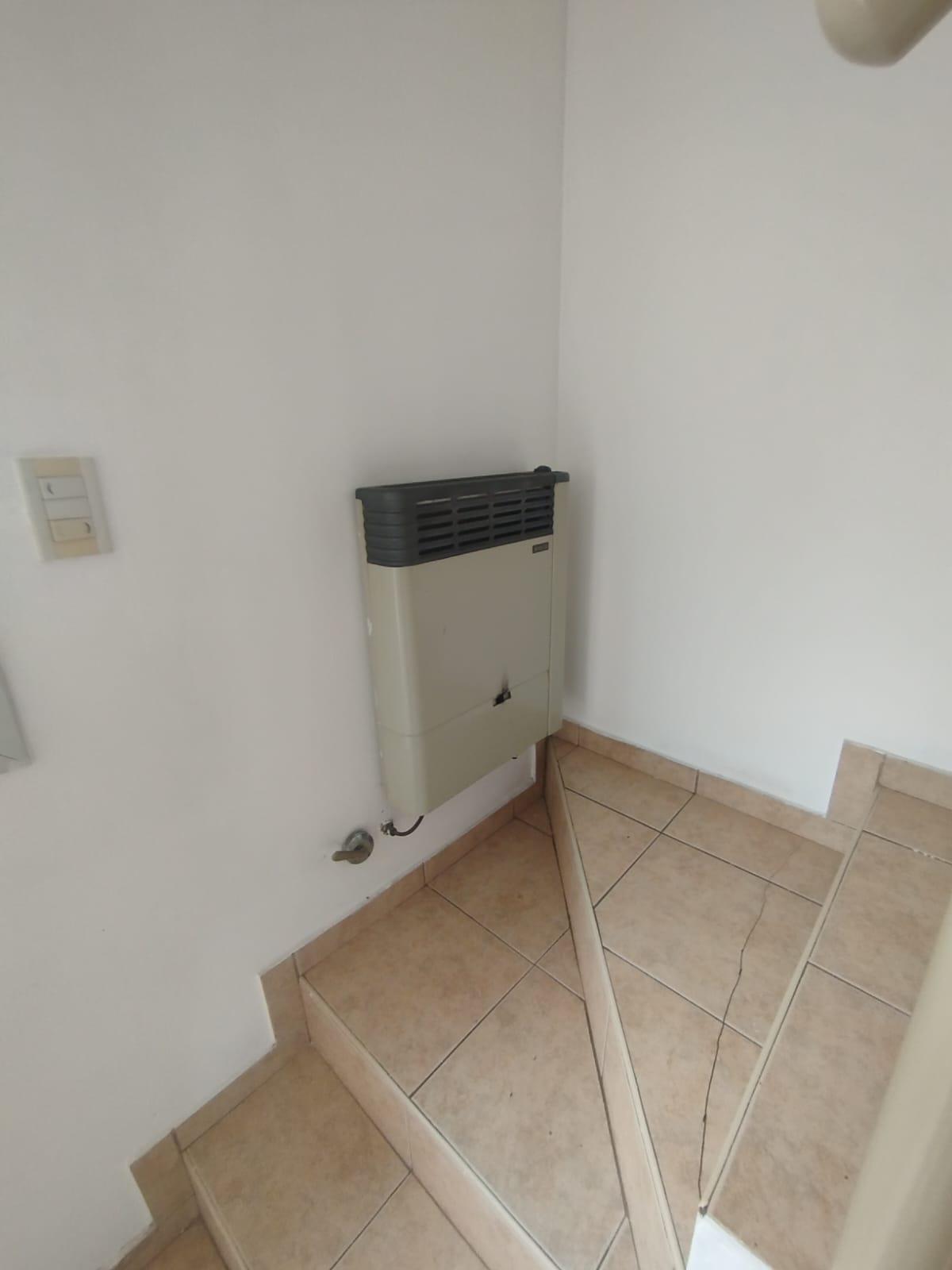 ALQUILER ANUAL - DUPLEX 2 DORM. CON COCHERA