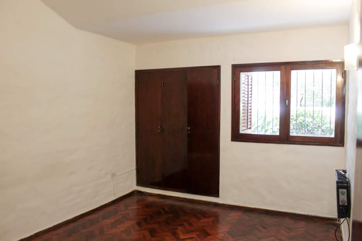 VENTA CASA 4 DORM  JARDIN ESPINOSA