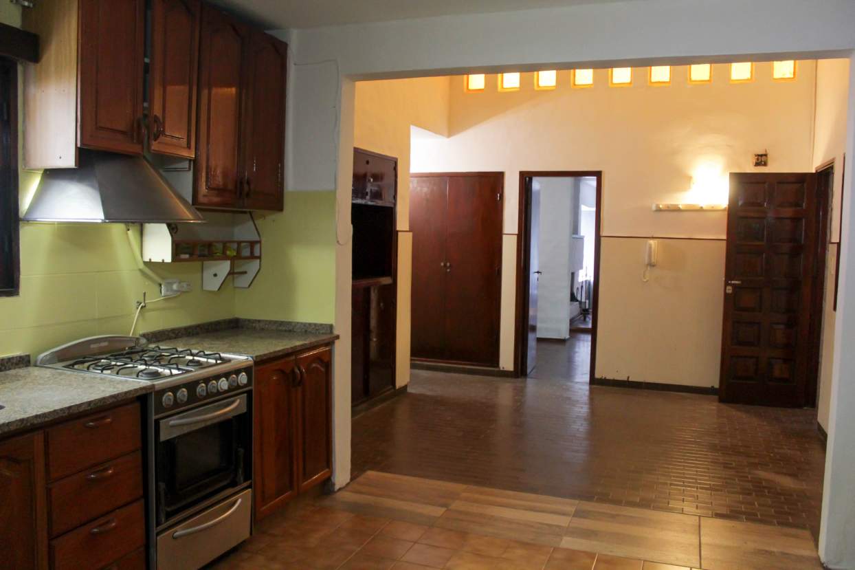 VENTA CASA 4 DORM  JARDIN ESPINOSA