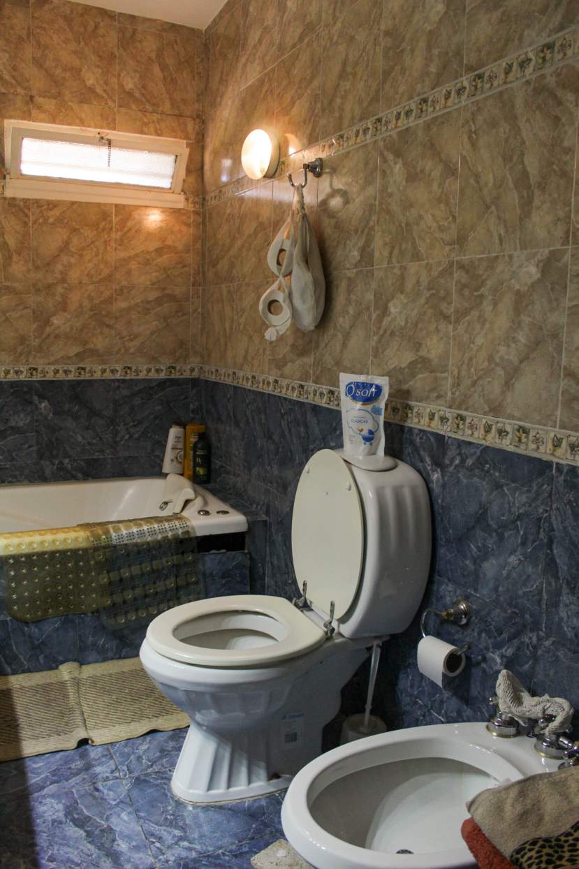 VENDO CASA 3 DORM  JARDIN ESPINOSA  PILETA