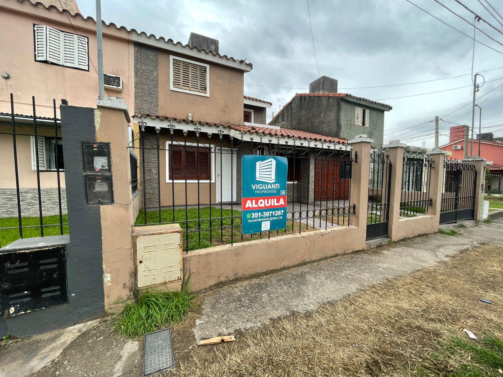 ALQUILER DUPLEX- B Arturo Capdevila (2 dormitoriosPatioGalería)