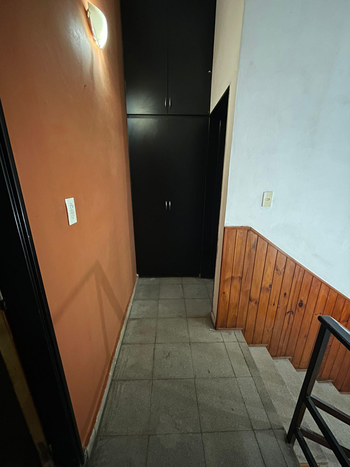 ALQUILER DUPLEX- B Arturo Capdevila (2 dormitoriosPatioGalería)