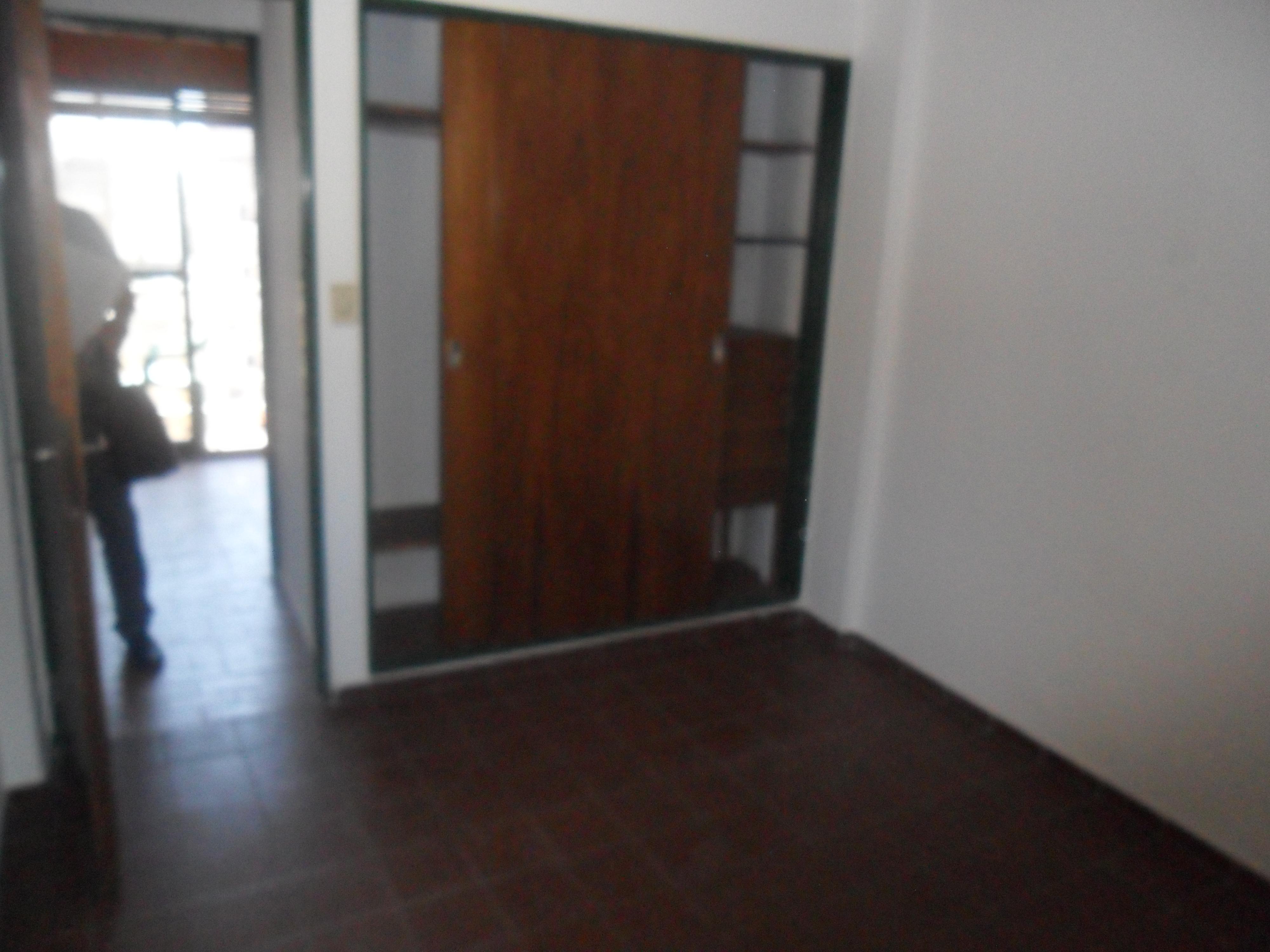 Alq. Centro. Duarte Quiros 191- 2 dorm. Balcón- a cuadras Cdad. Universitaria