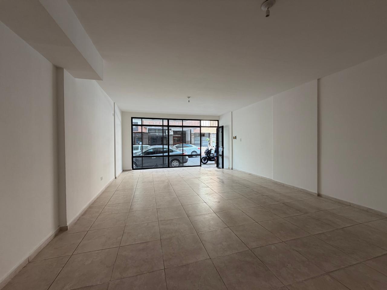 LOCAL COMERCIAL ZONA PLAZA DE LA MUSICA, ZONA DE MOVIMIENTO COMERCIAL.