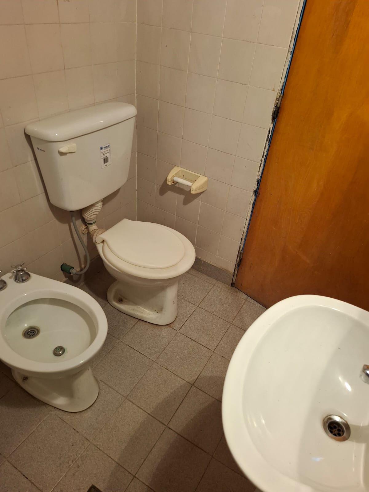 OPORTUNIDAD CASA E IMPERDIBLE LOTE EN MIRADOR DEL LAGO BIALET MASSE
