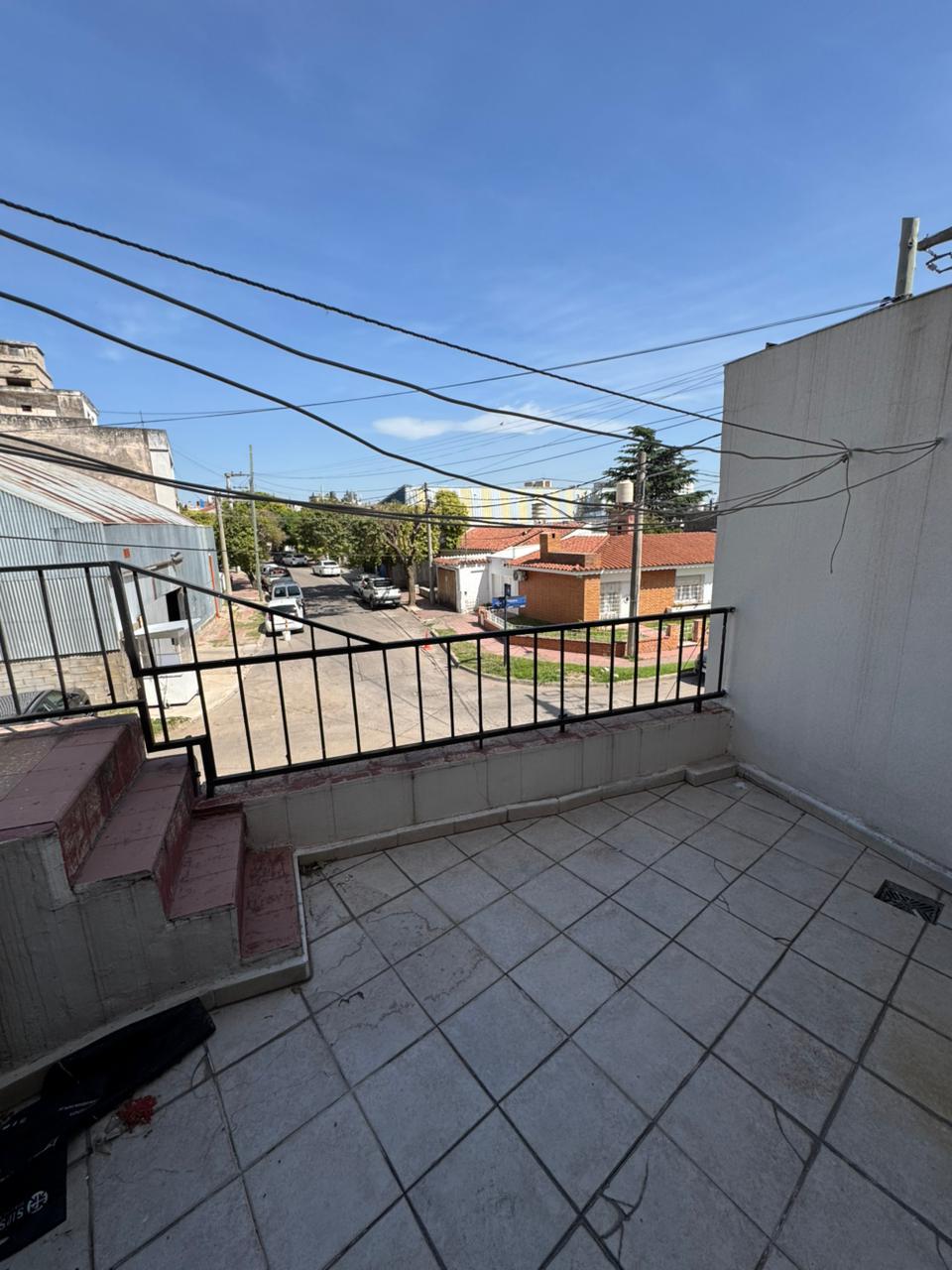 CASA EN ALQUILER - CRISOL NORTE