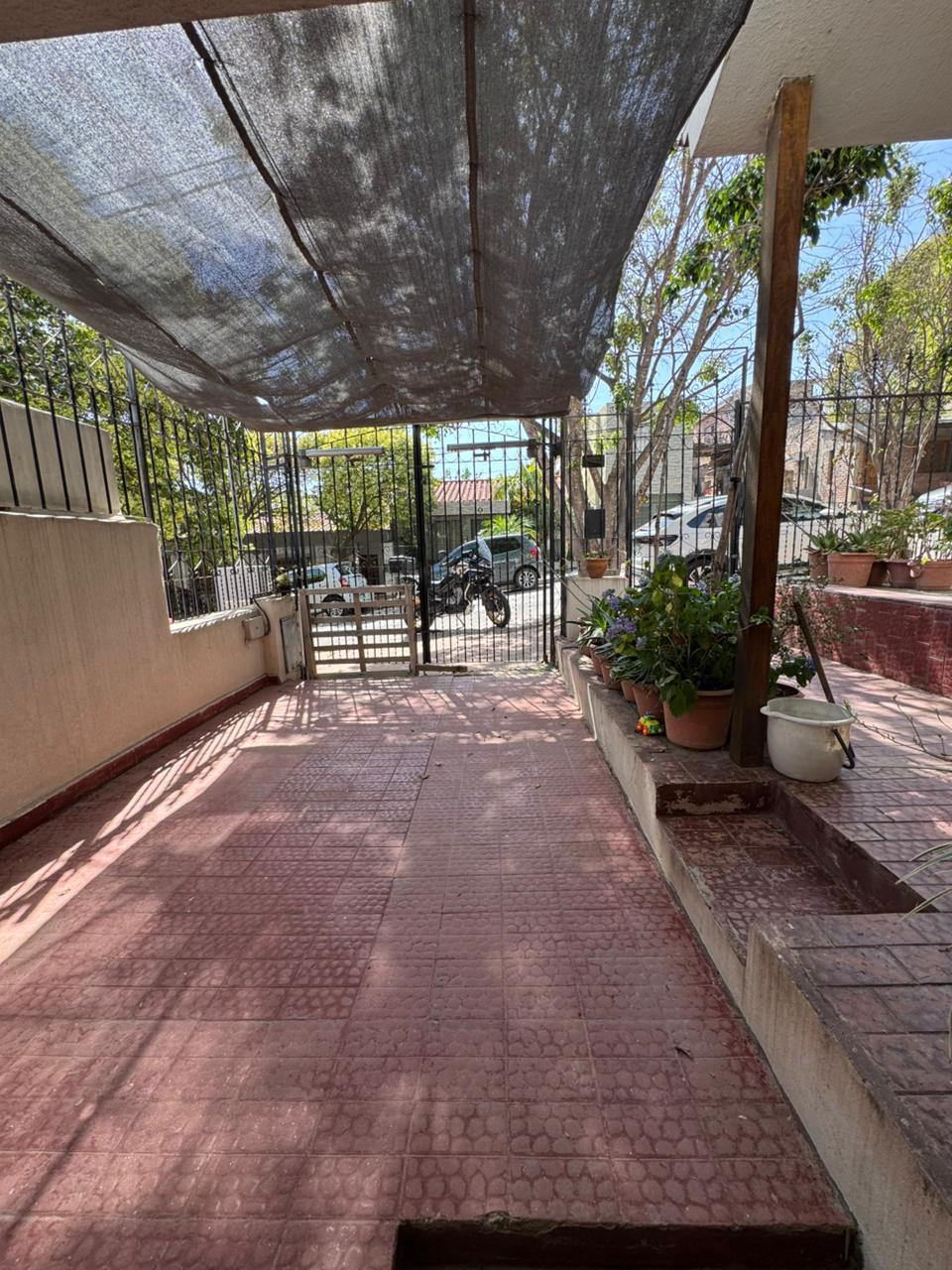 CASA EN ALQUILER - CRISOL NORTE