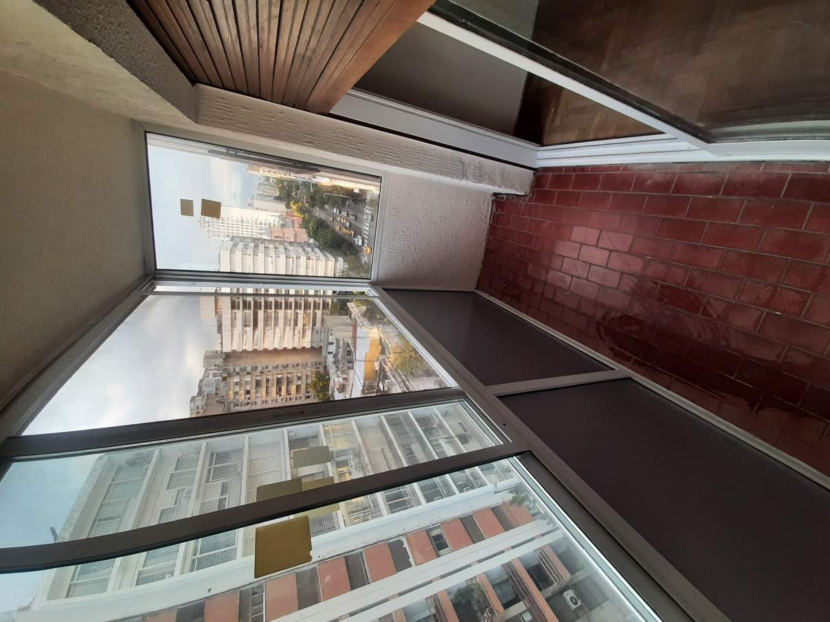 2 DORMITORIOS FRENTE CON BALCÓN - EXCELENTE UBICACIÓN A PASOS DE PATIO OLMOS