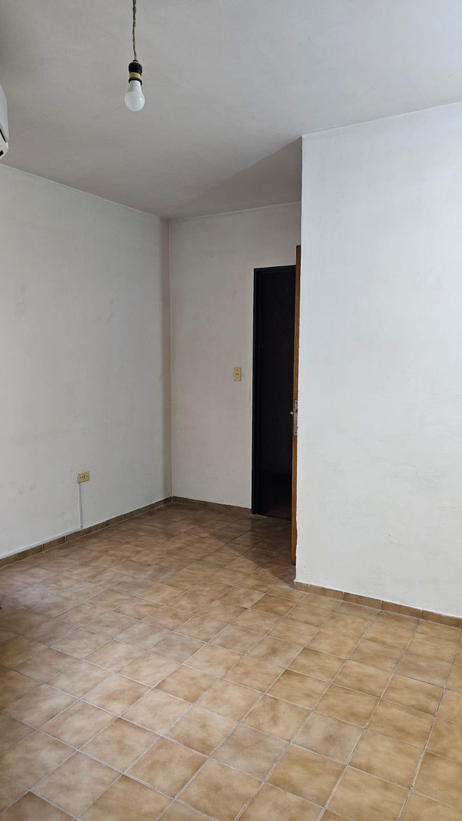 Depto 1 Dormitorio -Alberdi- Piso 2 por Escalera