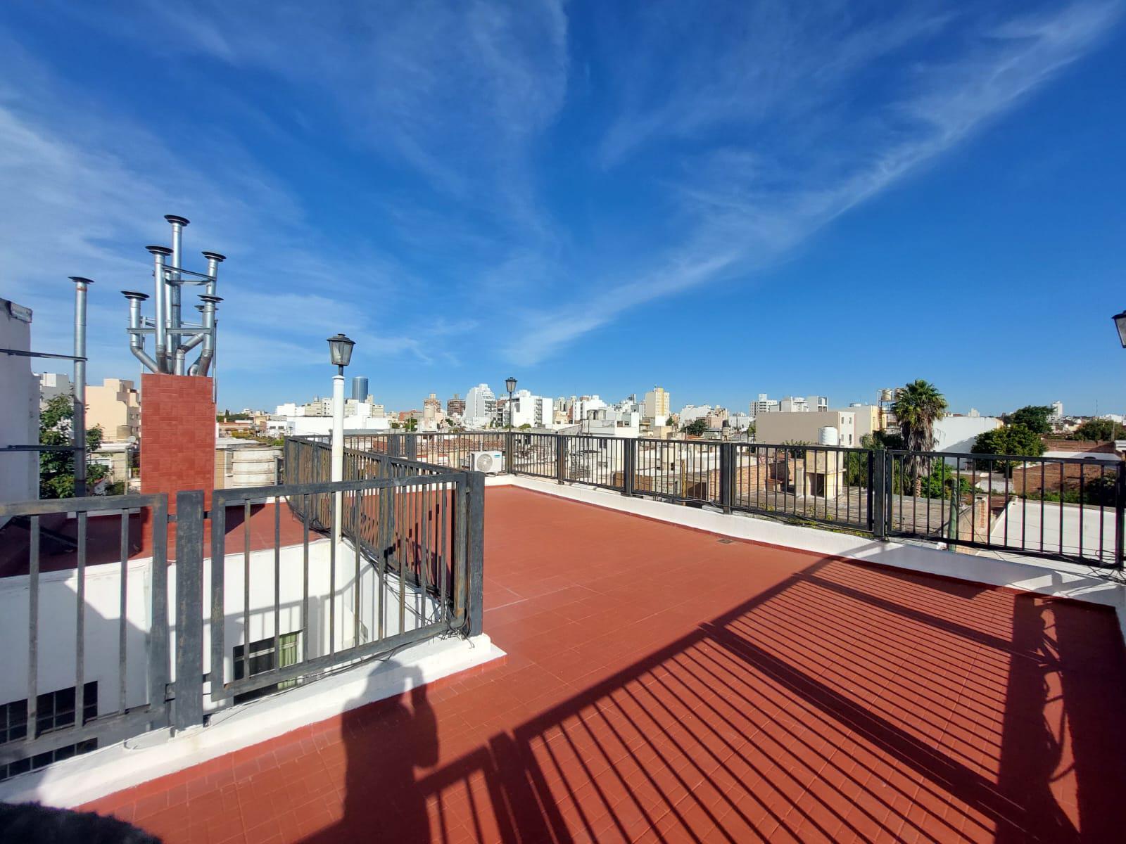 Depto 2 Dormitorios -Providencia- Piso 2 por Escalera