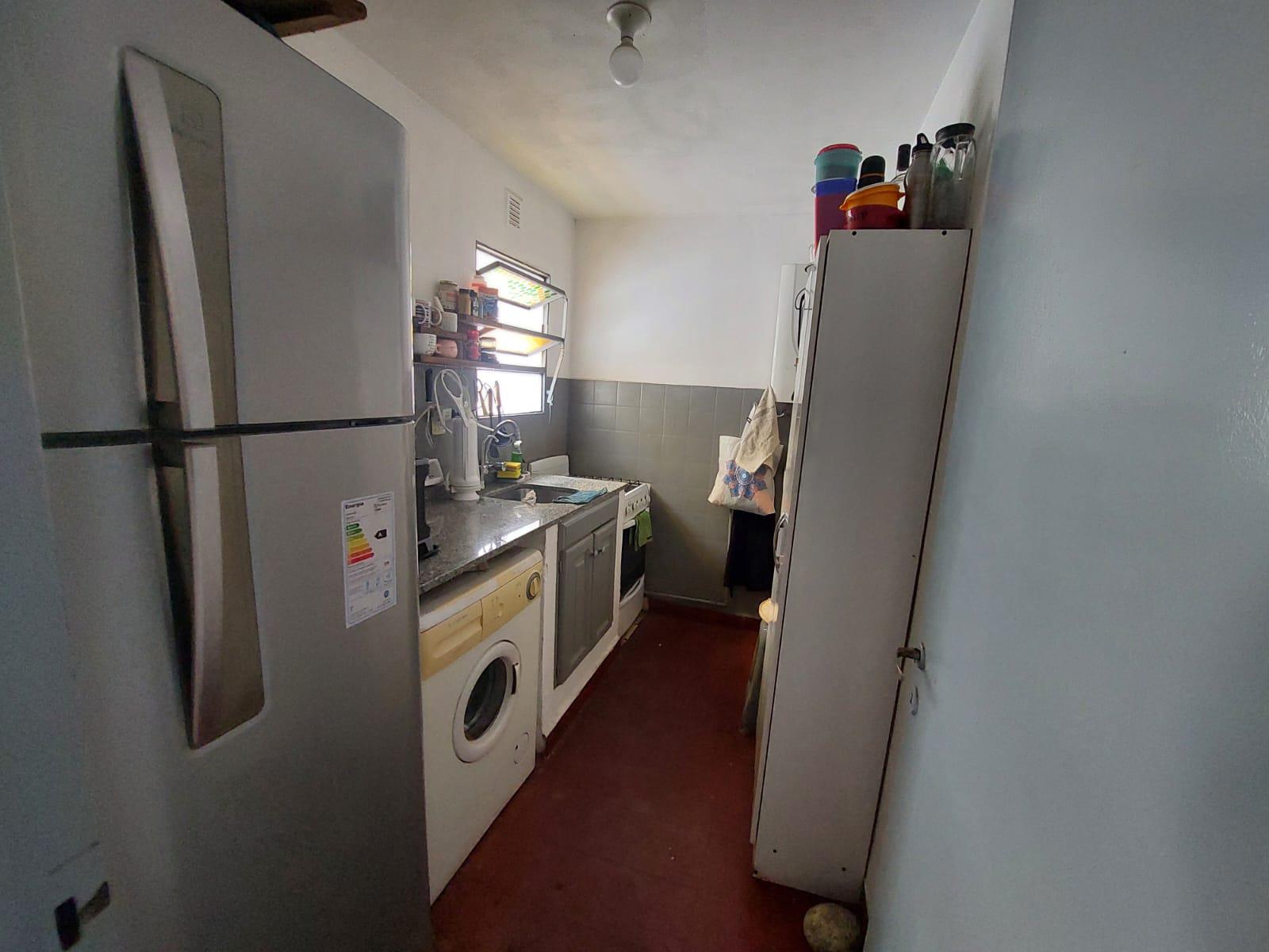 Depto 2 Dormitorios -Providencia- Piso 2 por Escalera