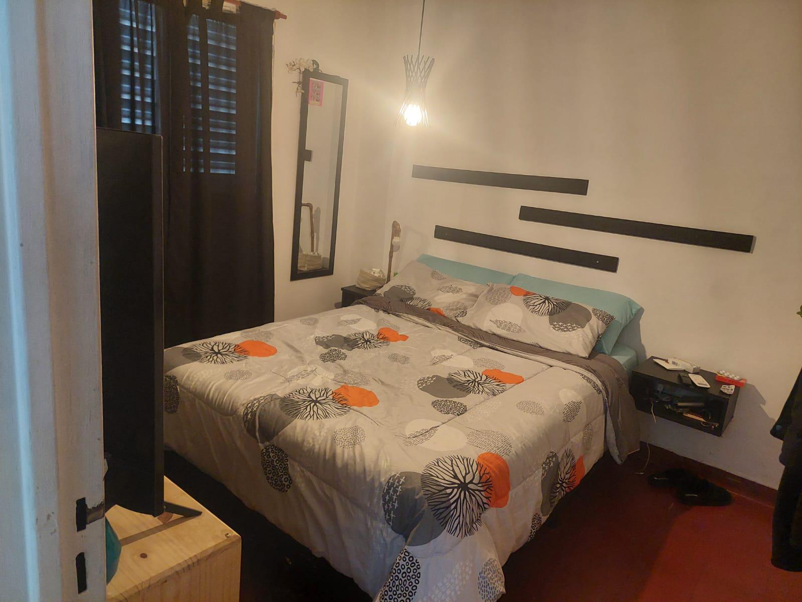 Depto 2 Dormitorios -Providencia- Piso 2 por Escalera