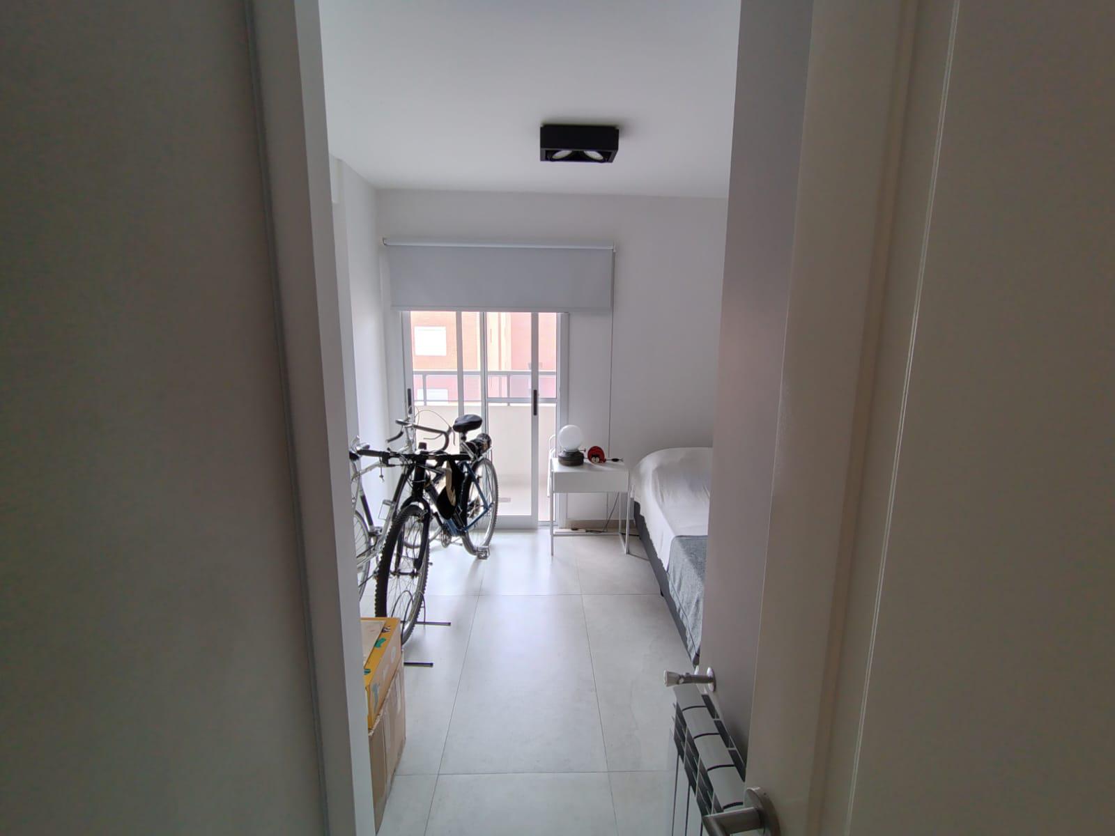 DEPARTEMNTO 2 DORMITORIOS CON COCHERA EN NUEVA CORDOBA VISTA AL FRENTE ACEPTAN MENOR