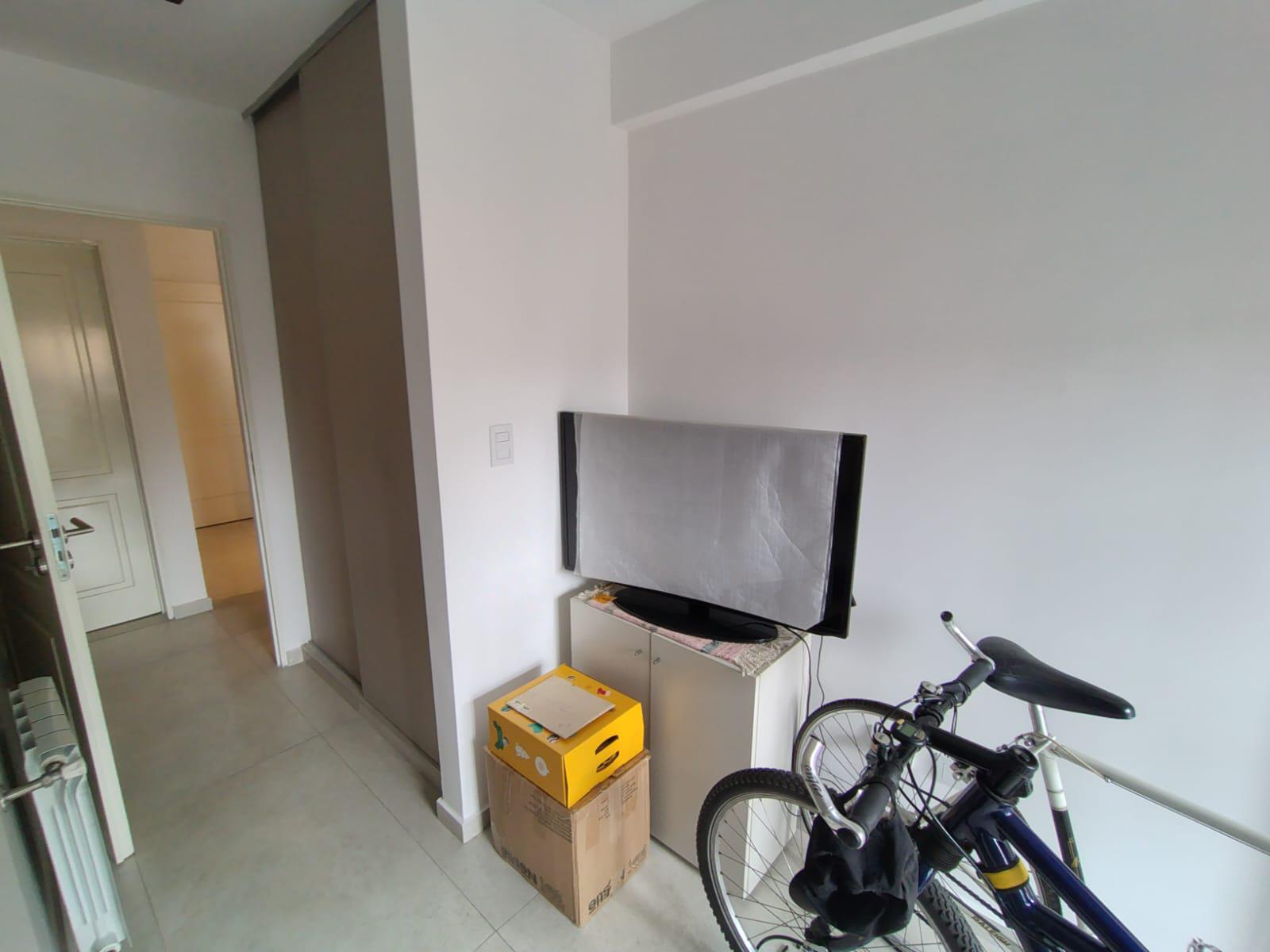 DEPARTEMNTO 2 DORMITORIOS CON COCHERA EN NUEVA CORDOBA VISTA AL FRENTE ACEPTAN MENOR