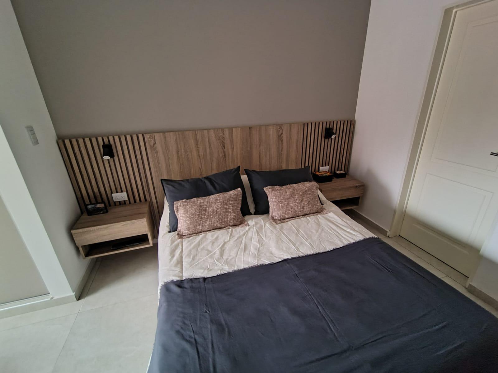 DEPARTEMNTO 2 DORMITORIOS CON COCHERA EN NUEVA CORDOBA VISTA AL FRENTE ACEPTAN MENOR