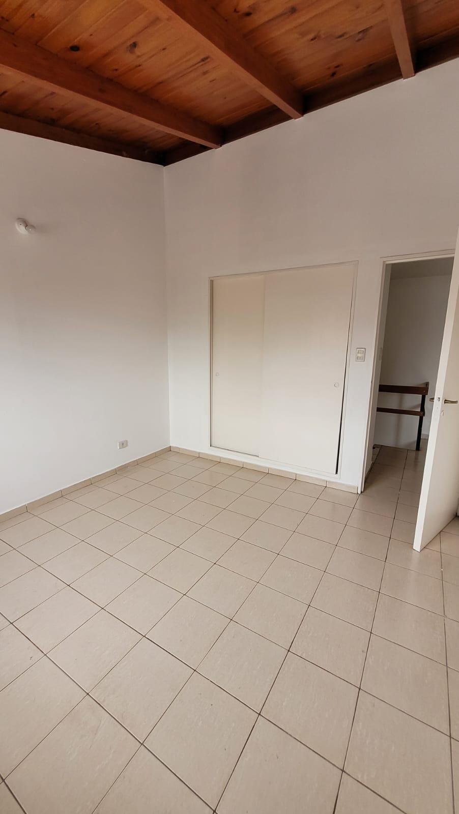 DUPLEX EN ALQUILER EN BARRIO SAN MARTIN