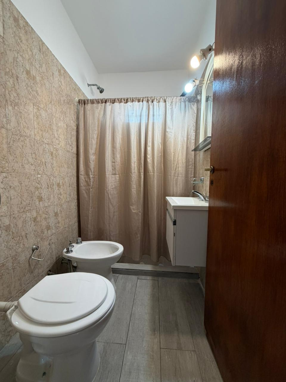HERMOSO DEPTO 2 DORM AV. PARRAVICINI B CENTRO AMERICA ¡SIN EXPENSAS!