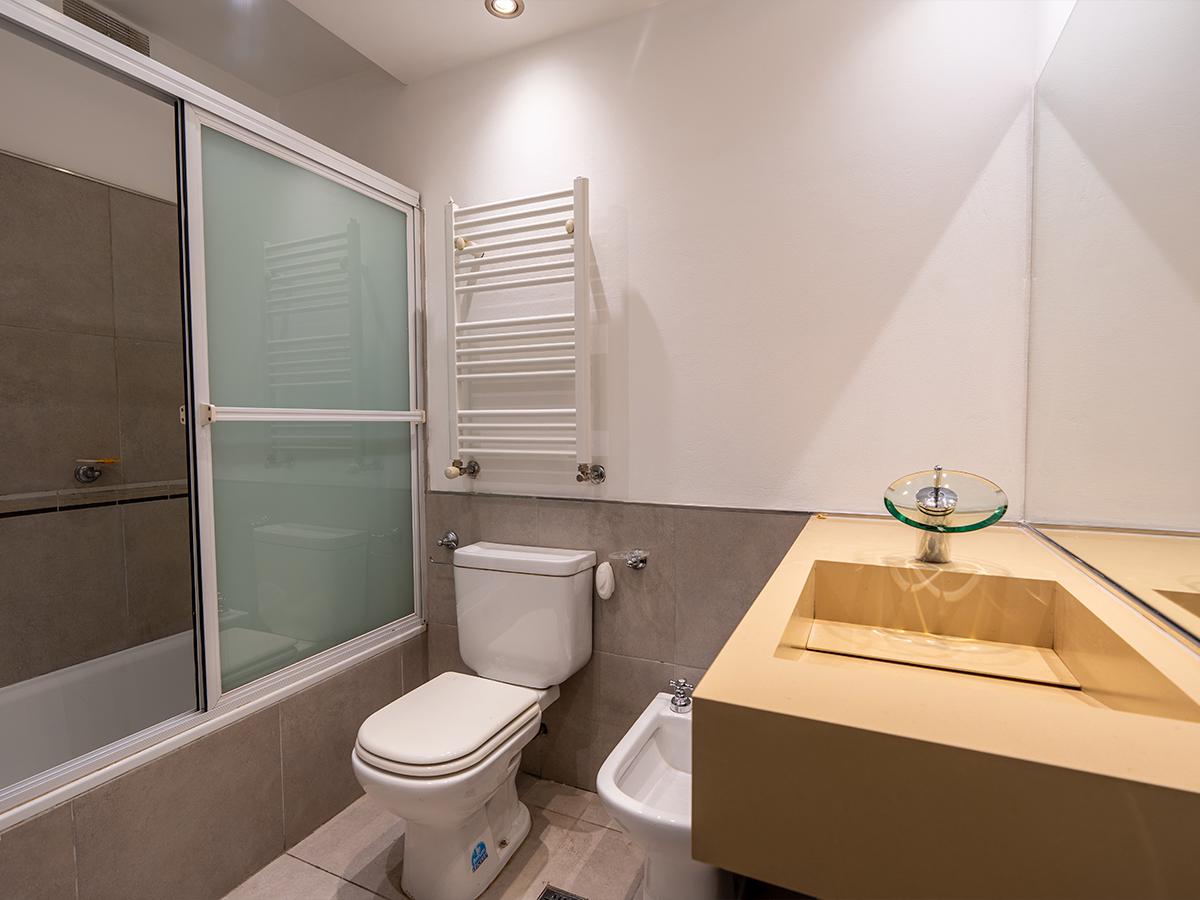 OPORTUNIDAD UNICA EN NUEVA CÓRDOBA DEPTO 3 DORM 2 COCHERAS EDIF CON AMENITIES