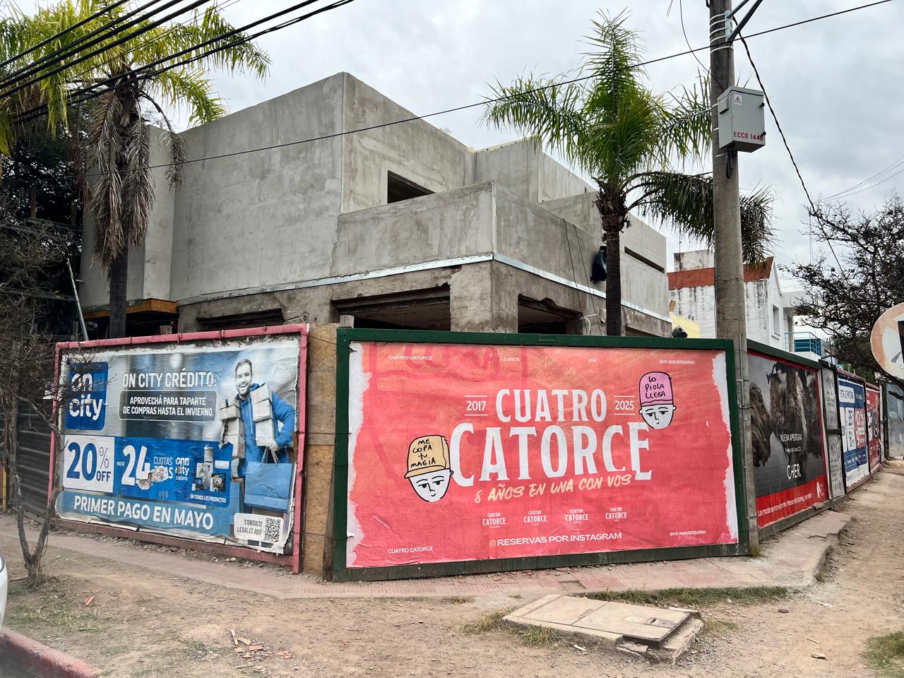 LOCALES COMERCIALES FRENTE A CLINICA VELEZ SARSFIELD EN ALQUILER A ESTRENAR B Parque Vélez Sarsfield