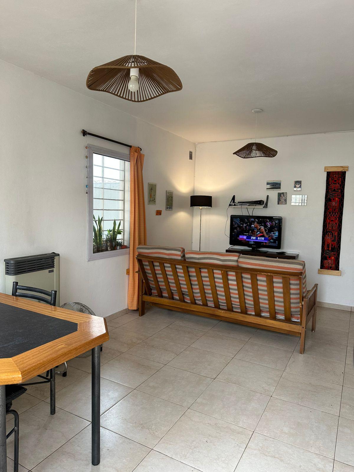 VENDO DUPLEX 2 DORMITORIOS B CIUDADELA  -  APTO CREDITO