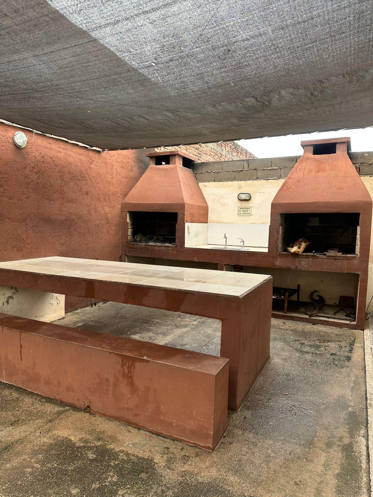 VENDO DUPLEX 2 DORMITORIOS B CIUDADELA  -  APTO CREDITO