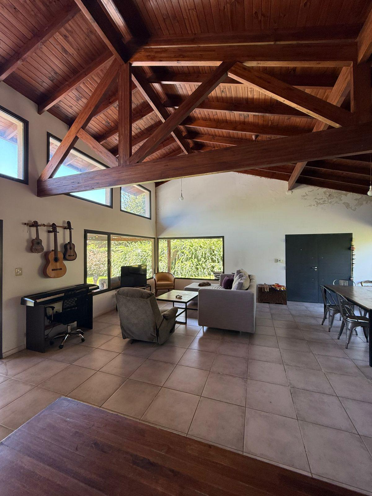 HERMOSA Casa en Los Molles VGB