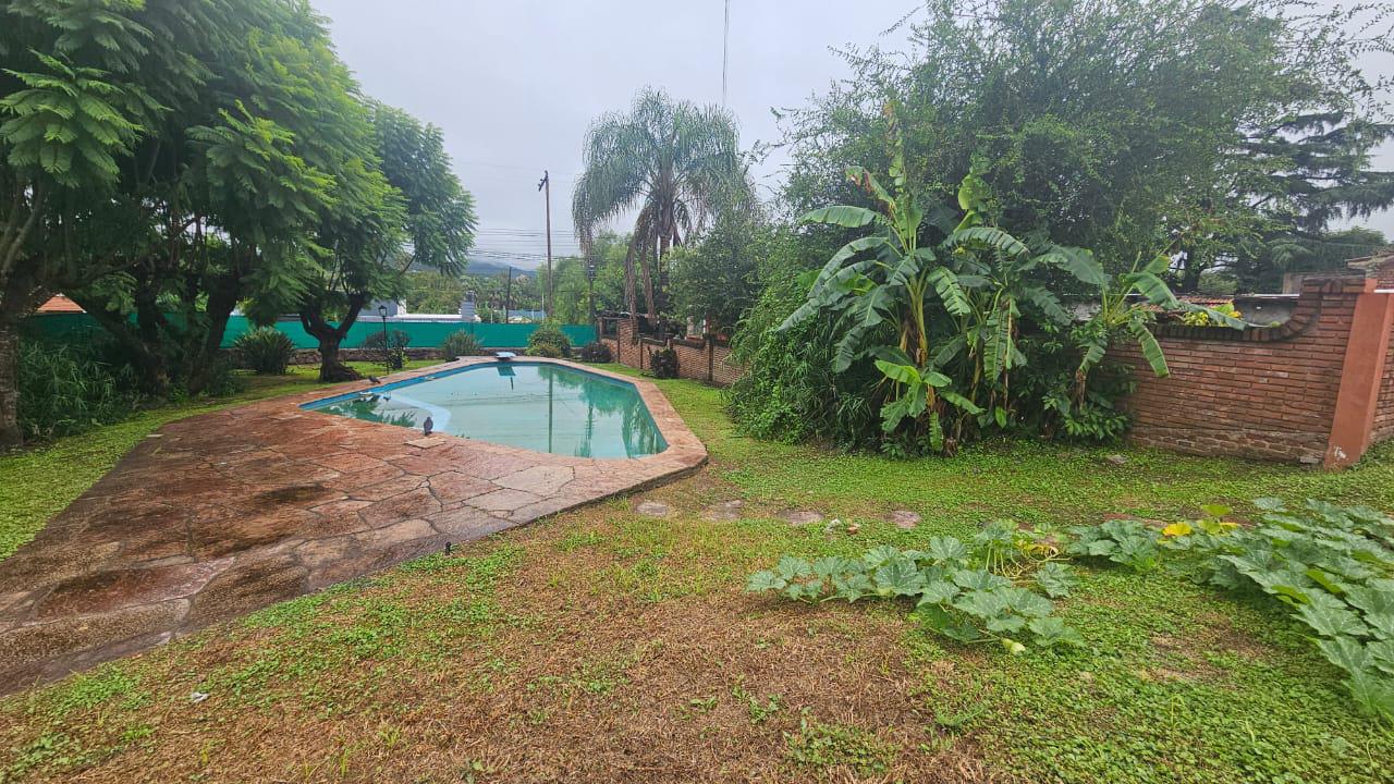 Casa 4 Dormitorios -Unquillo-